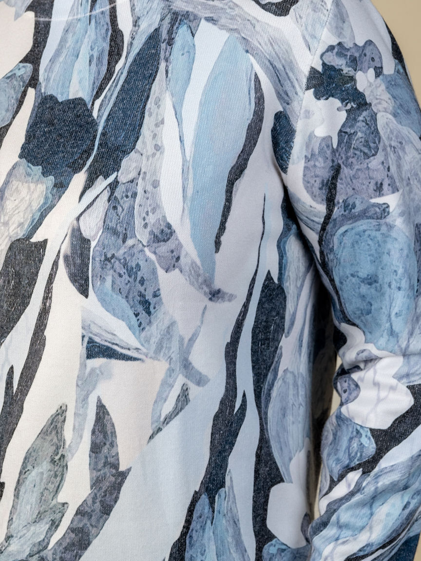 Long Sleeve Crew Neck Printed Sweater Image 3