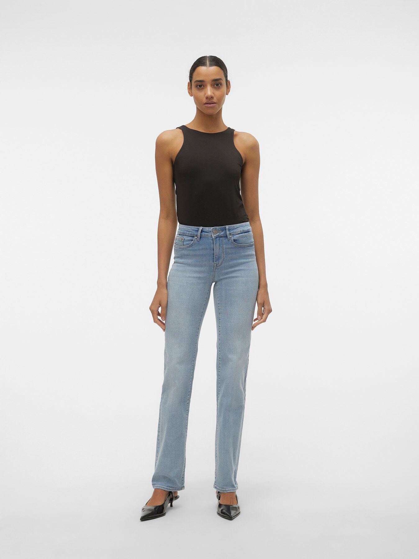 Mid Rise Straight Cut Jeans