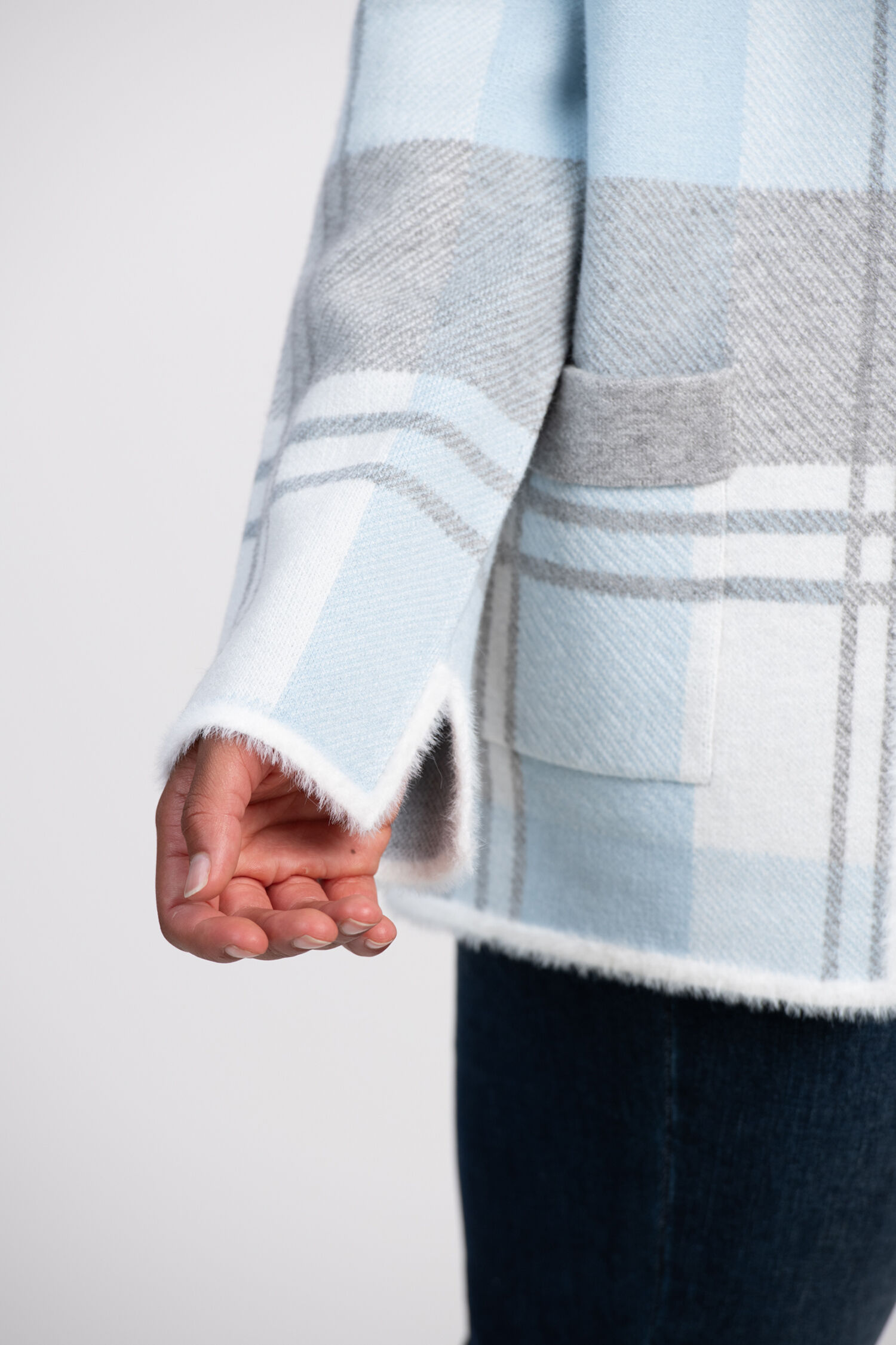 Plaid Cardigan  Image 4