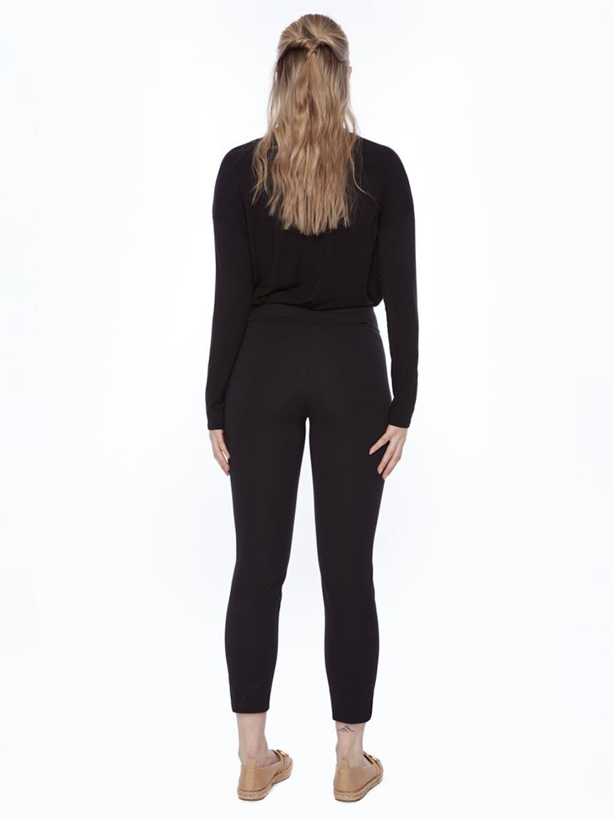 Solid Petal-Slit Compression Ankle Pant