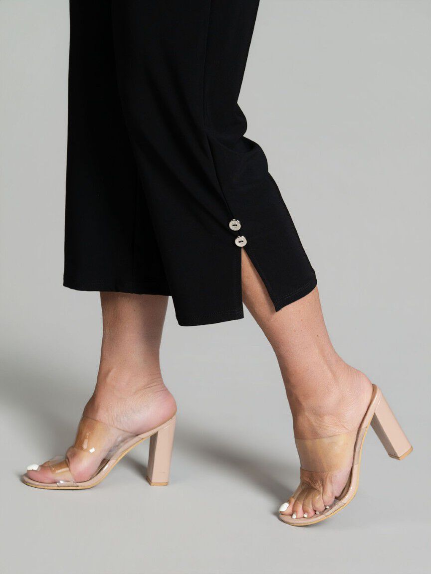 Lightweight Flowy Capri Pants