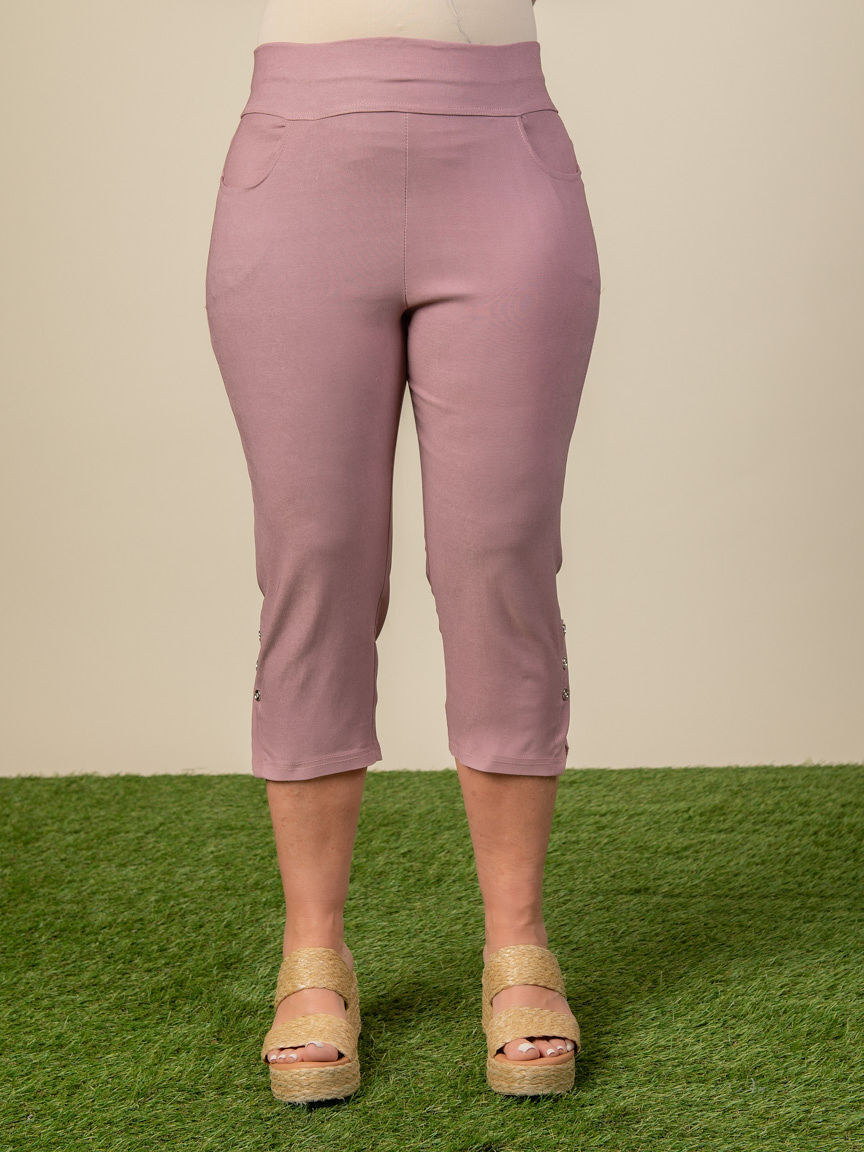 Pull-on Capri with Button Hem