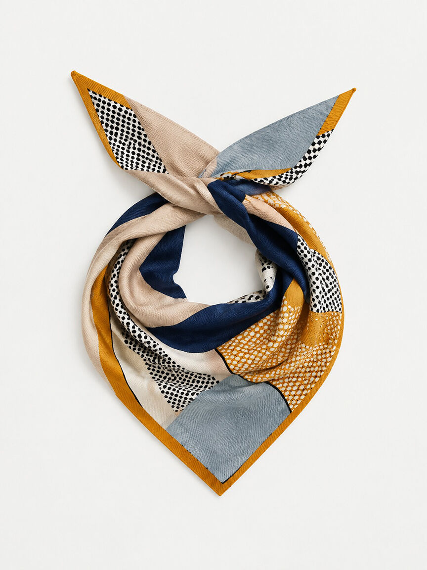 Square Pliss&eacute; Scarf