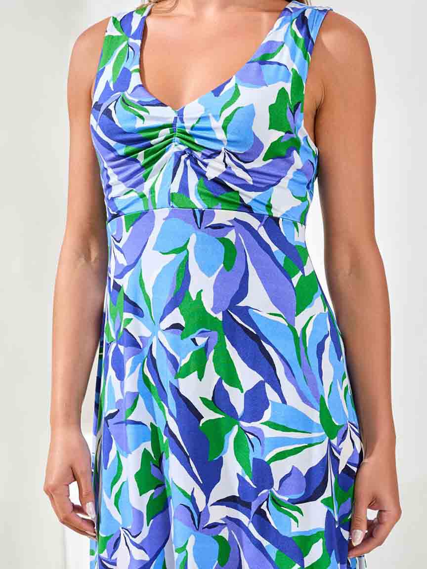 Sleeveless Knee Length Dress With Front Pleat