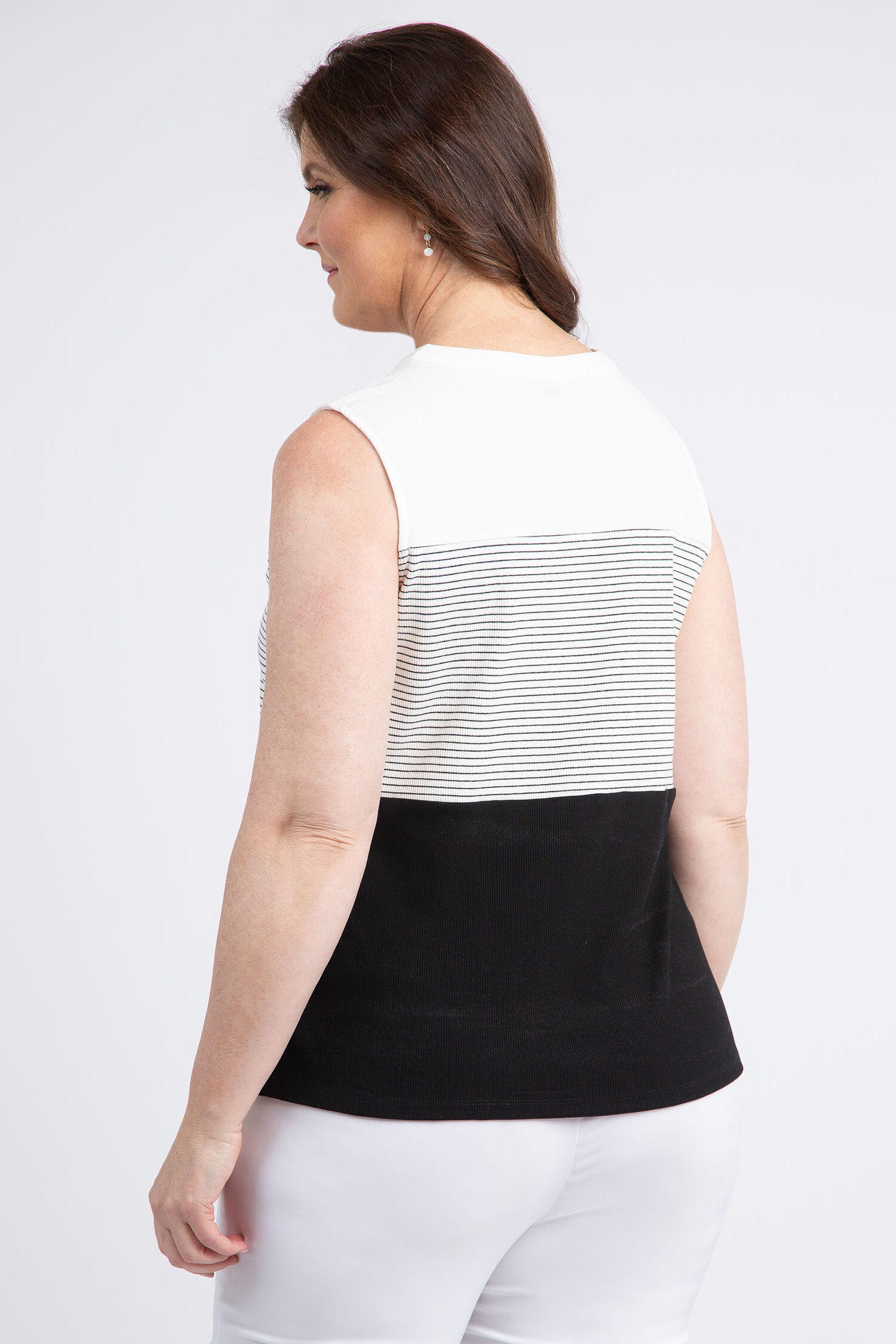Sleeveless Color Block Henley Top Image 4