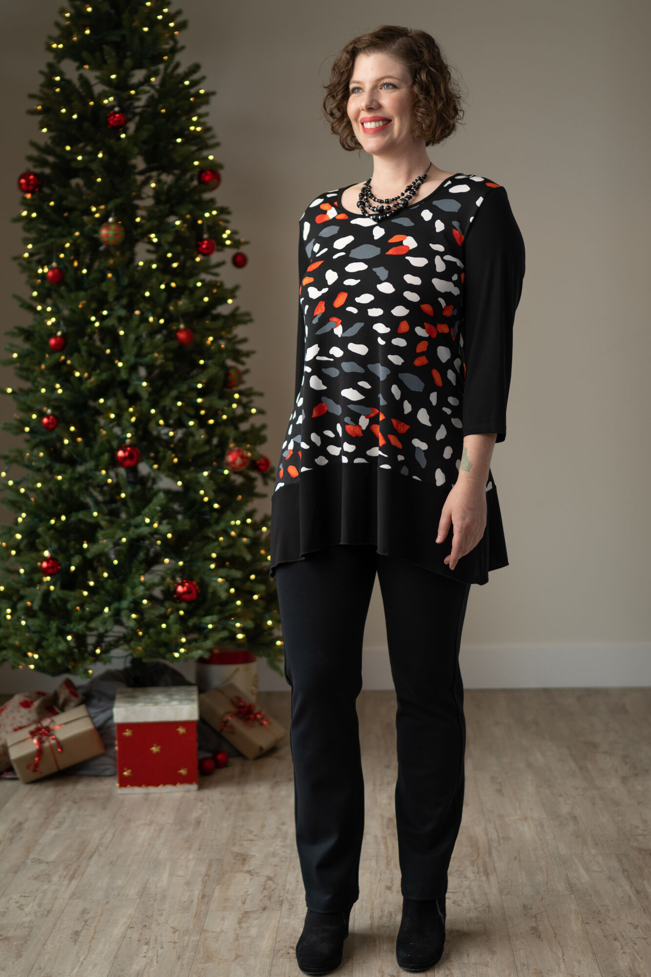 Contrast Crew Top  Image 3