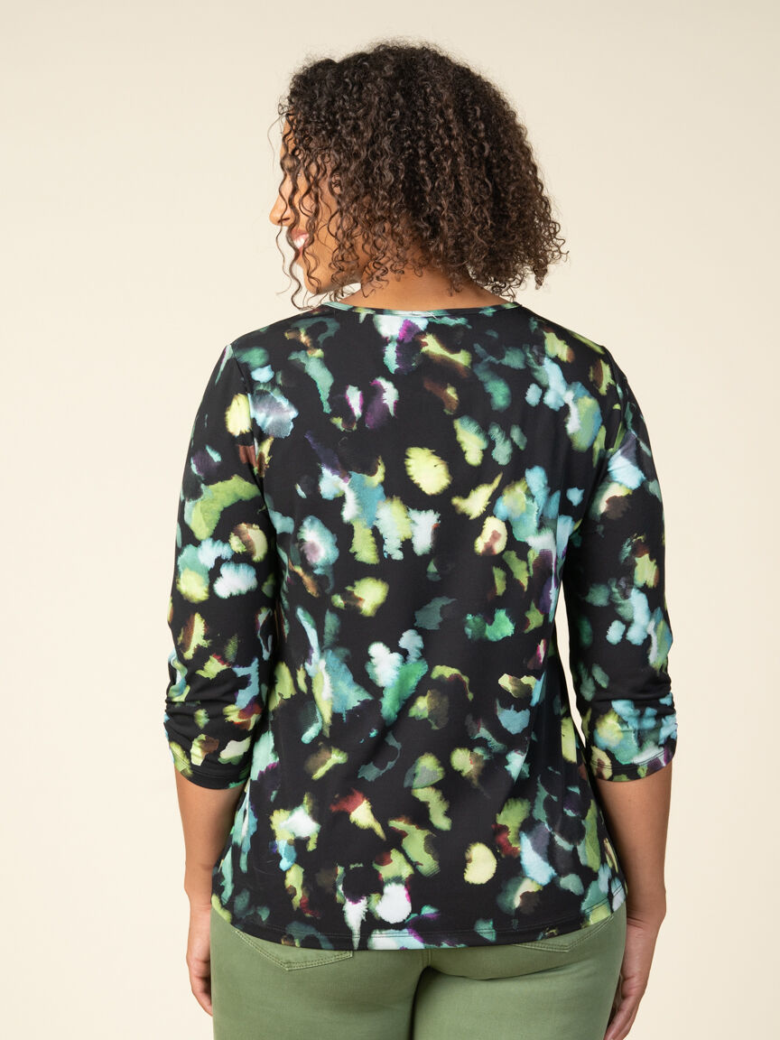 3/4 Sleeve Patterned Tunic With Ruching Image 2