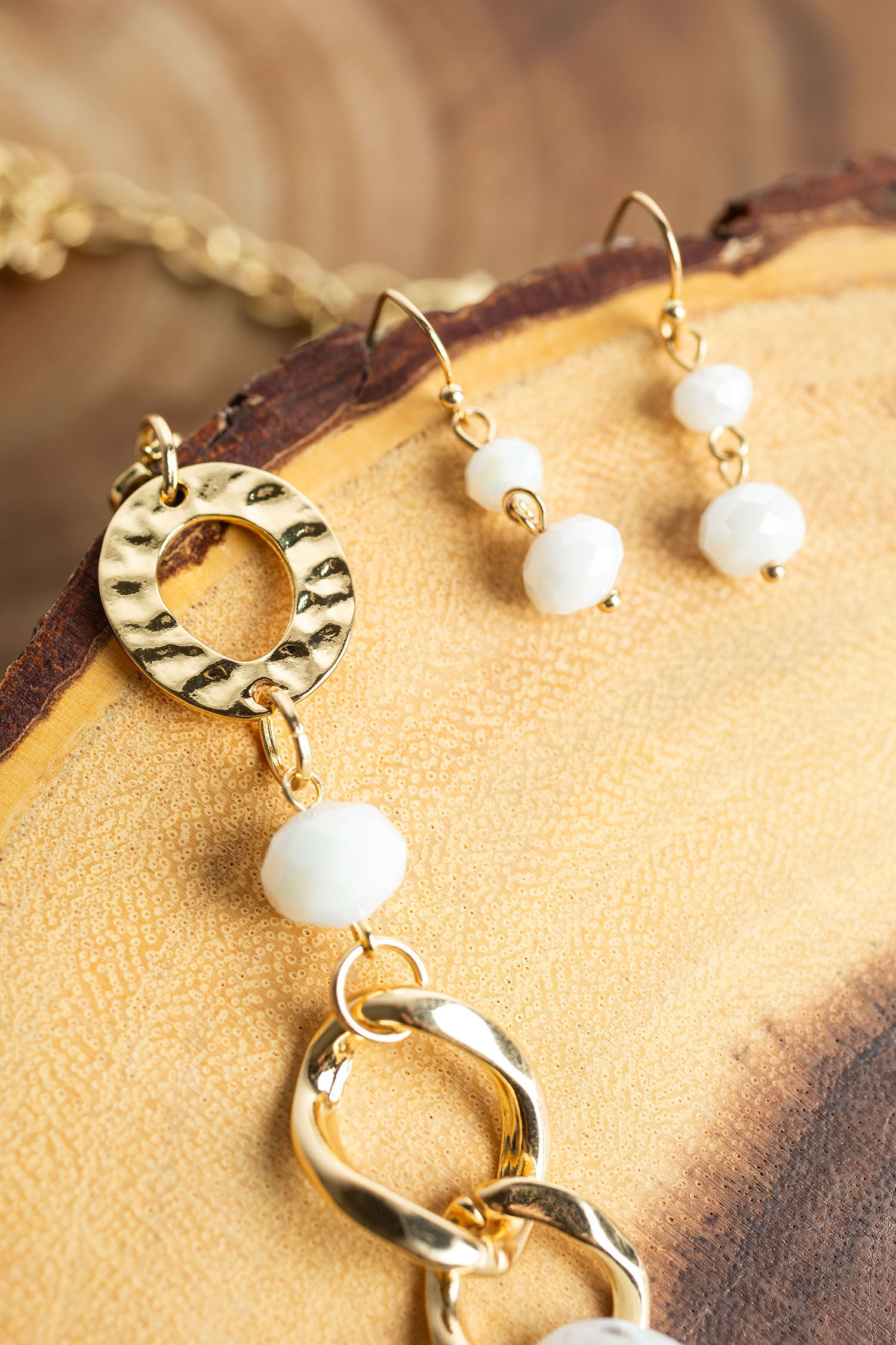 Large Chain Link Necklace Set Image 2