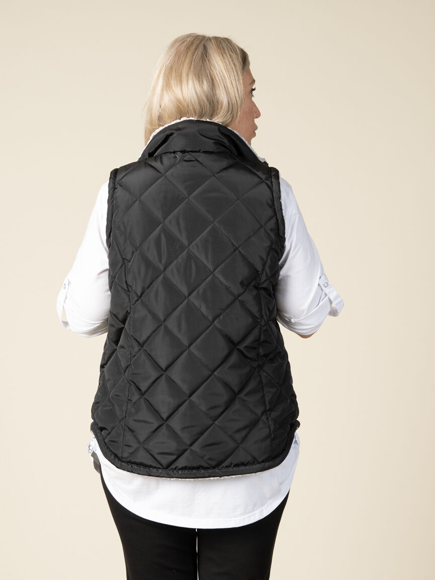 Reversable Sherpa Vest Image 5