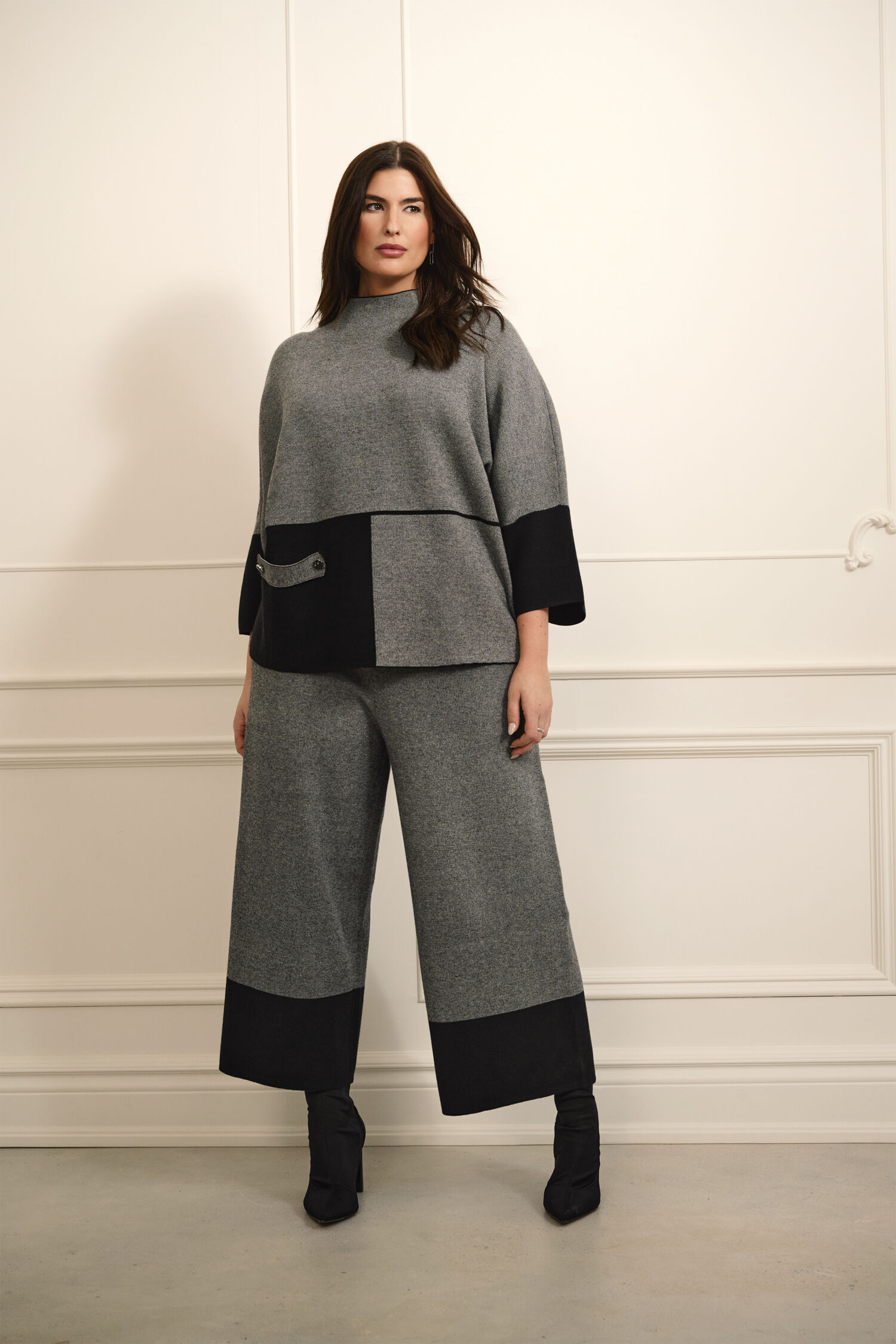 Color-Block Funnel Collar Top  Image 3