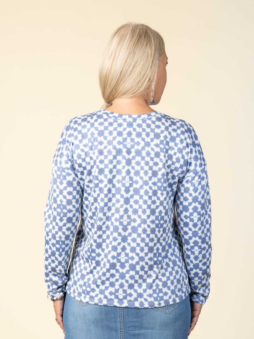 Fuzzy Soft V-Neck Combo Print Top Image 4