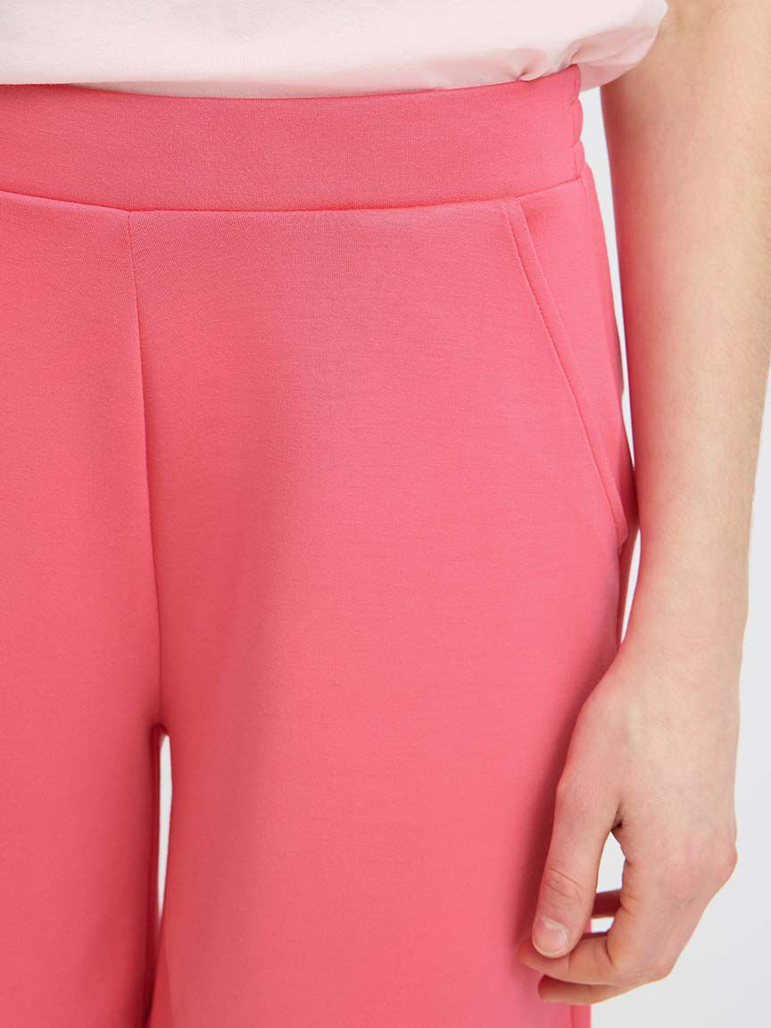 Pull-On Shorts Image 3