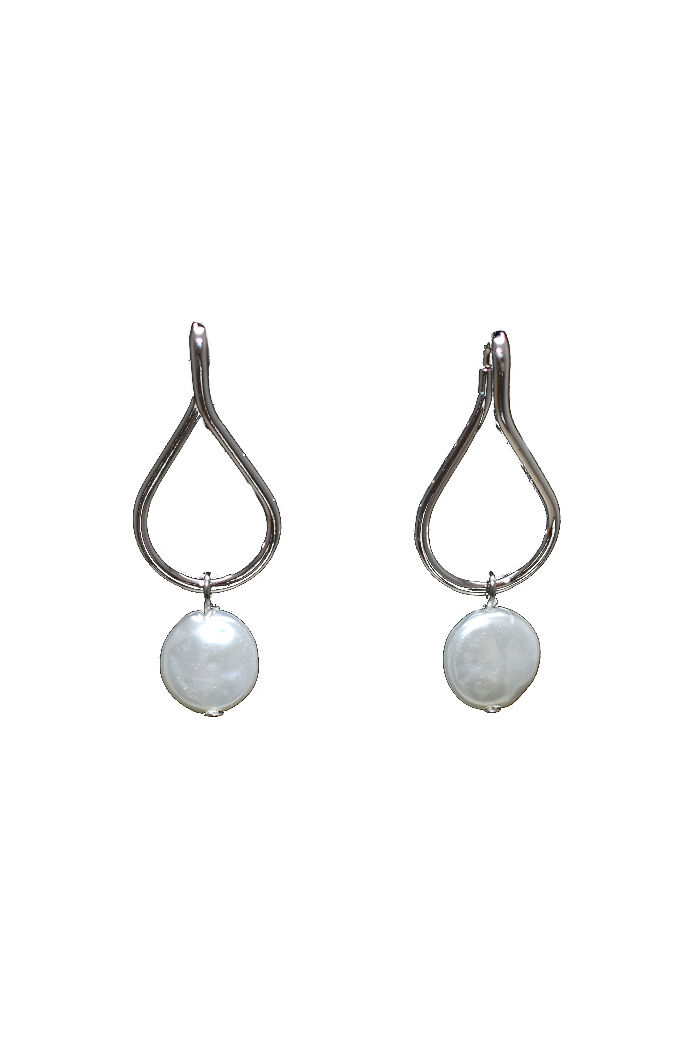 Dancing Pearl Earrings