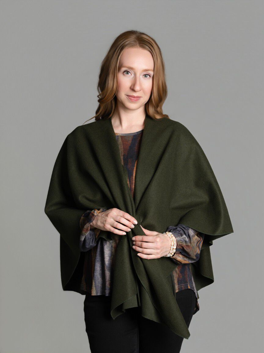 Adjustable Knot Cape