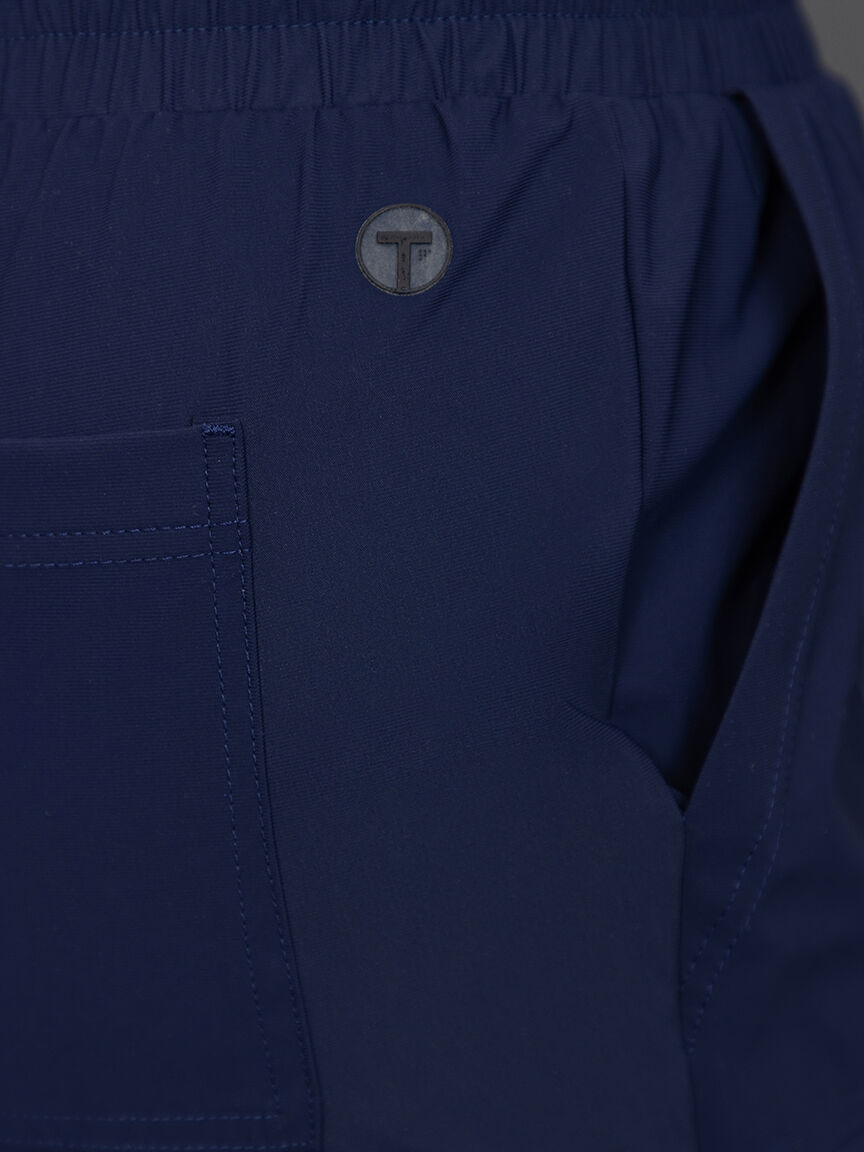 25&rdquo; Pull-On Technical Capris 