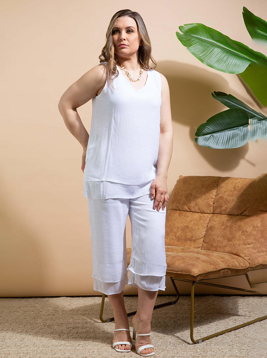 Sleeveless Layered V-Neck Top Image 1