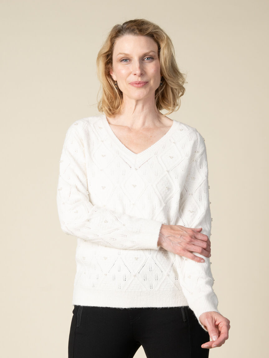 Long Sleeve V-Neck Sweater With Pearls