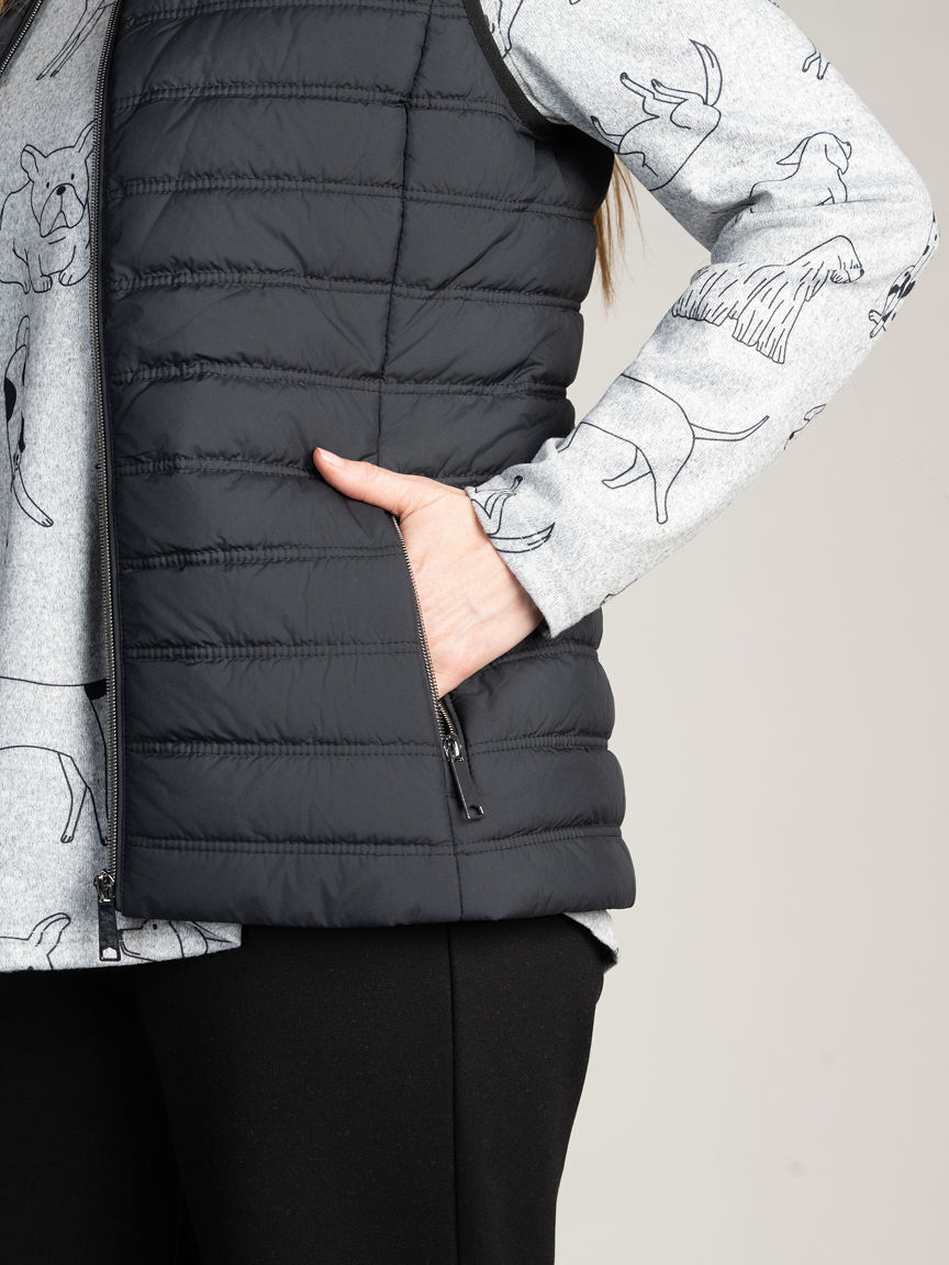 Lightweight Quilted Vest Image 3