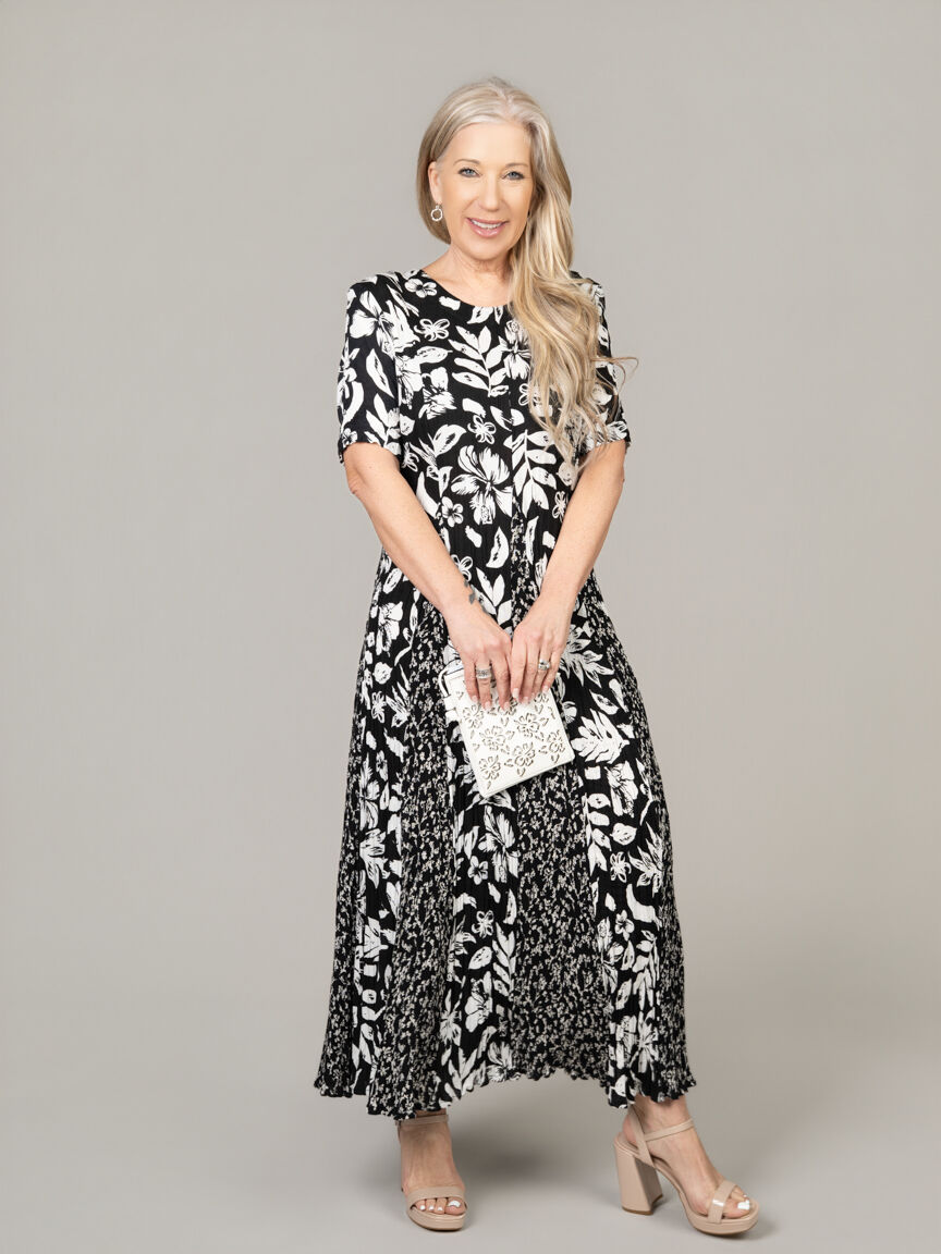 Short Sleeve Maxi Dress With Mixed Panels