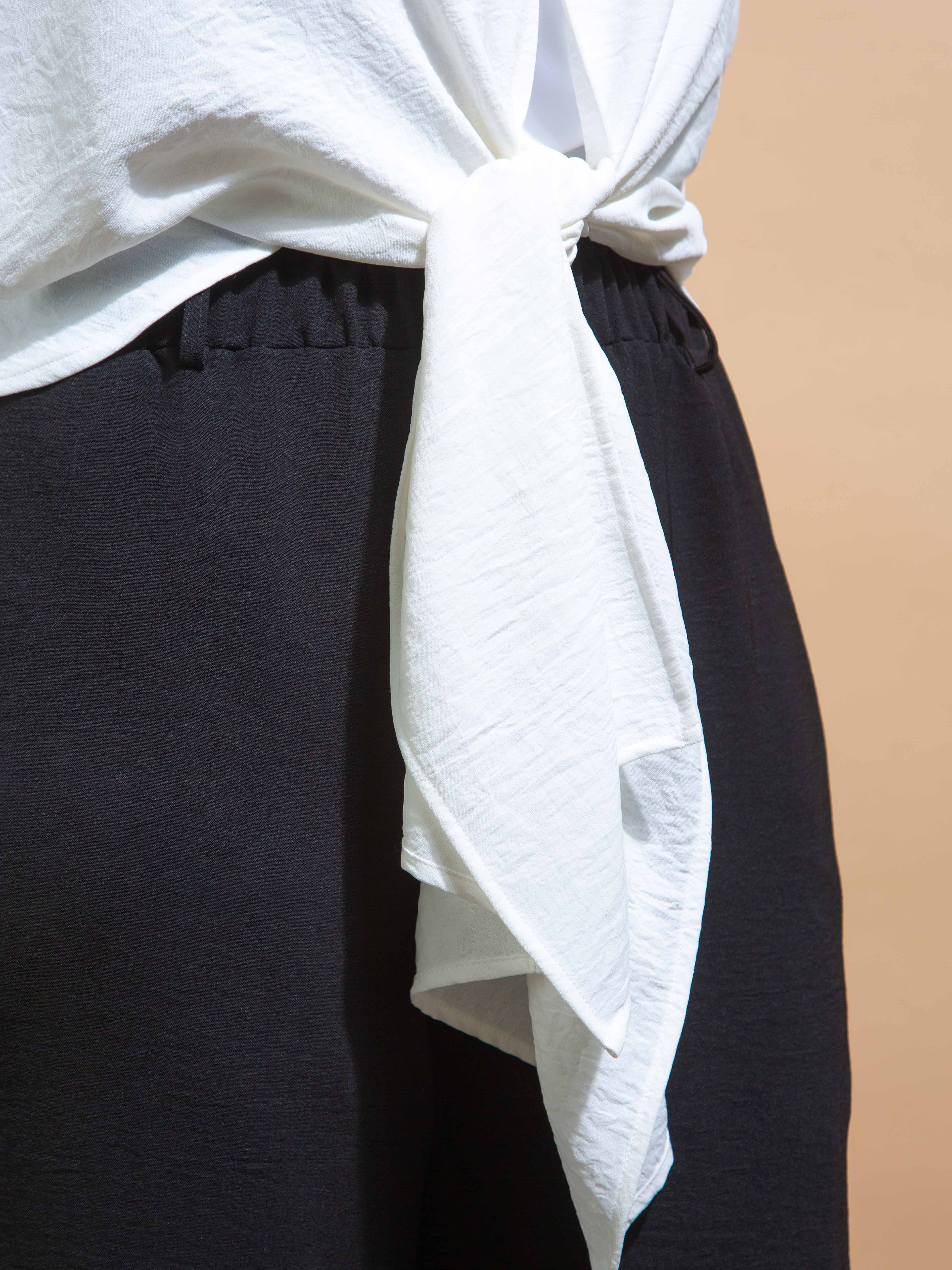 Tie-Up Cropped Cardigan Image 4