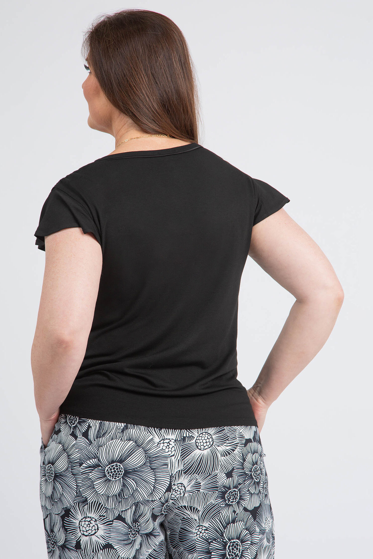 Flutter Sleeve V-Neck Tee Image 4