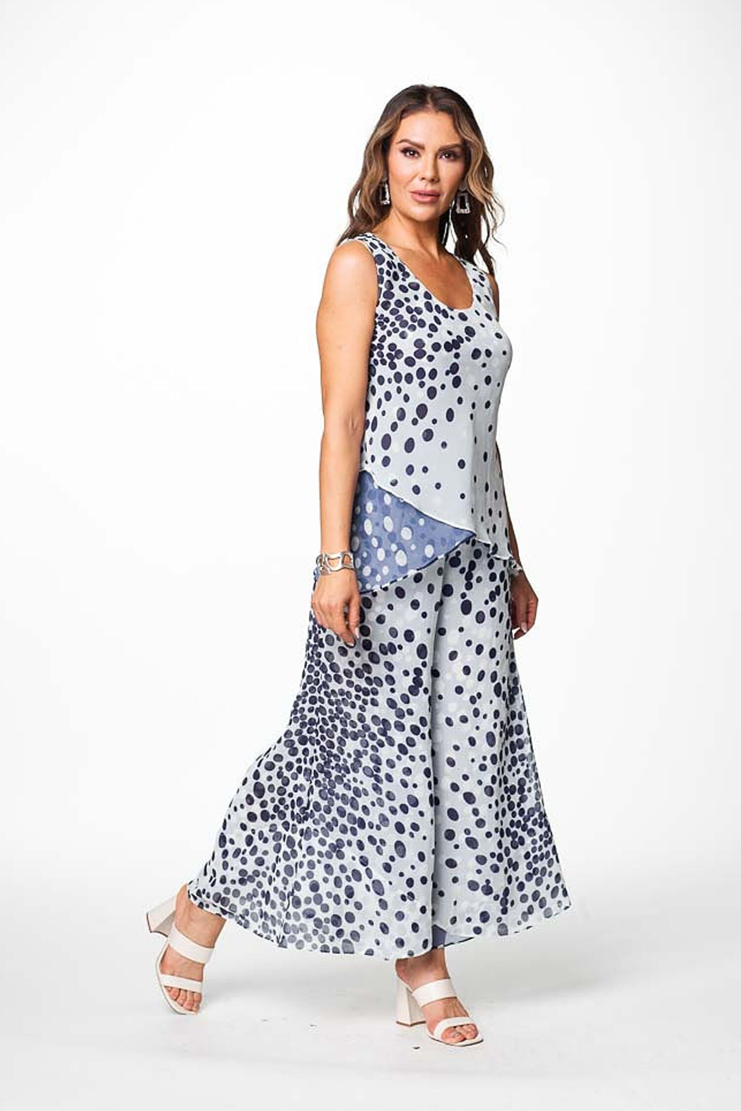 Reversible Sleeveless Polka Dot Top Image 4