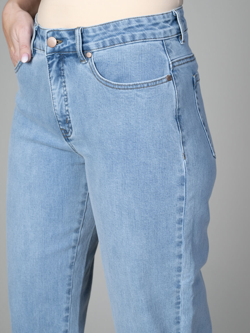 High-Waist Barrel Fit Jeans