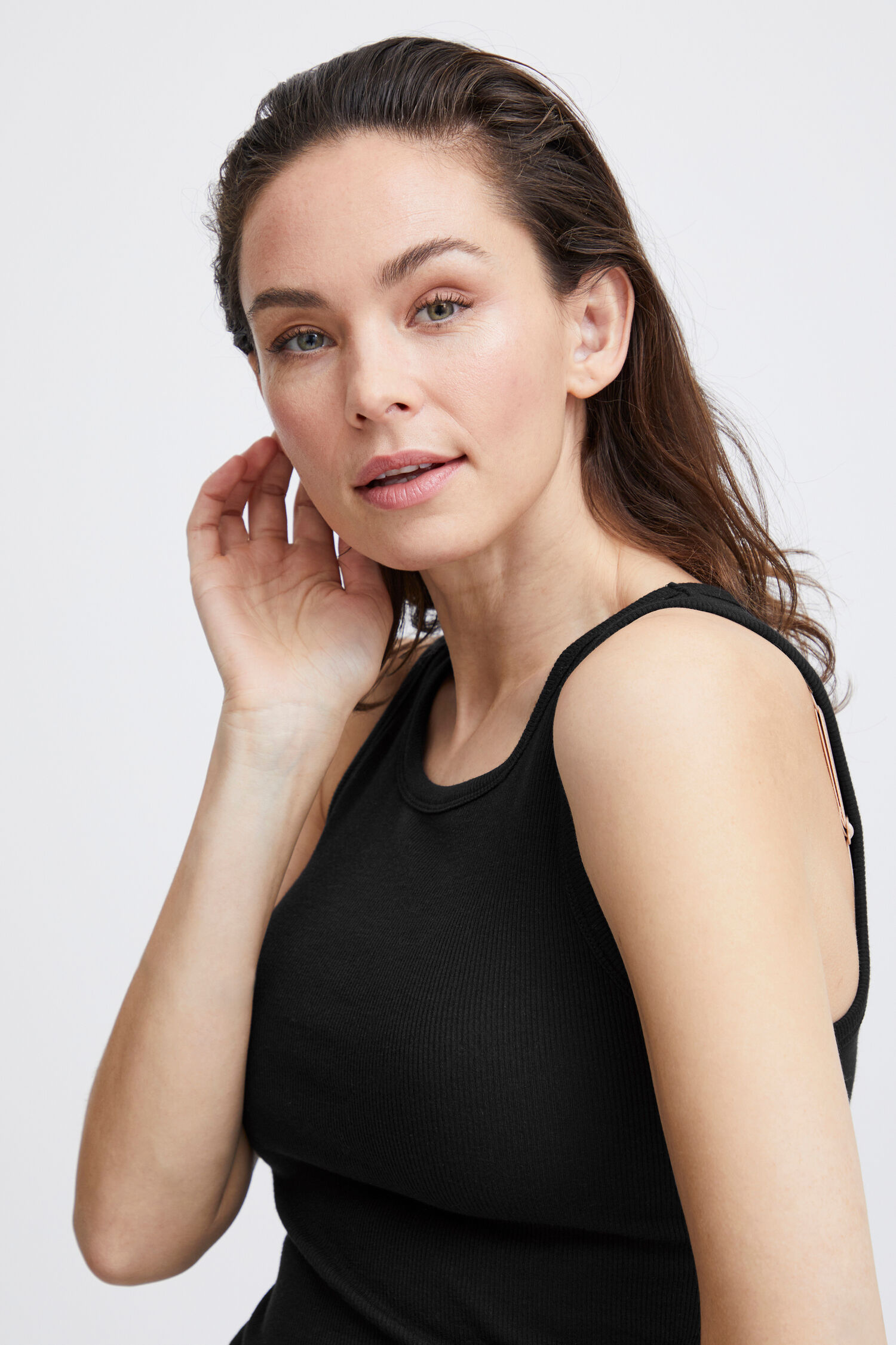 Ribbed Tank Top Image 3