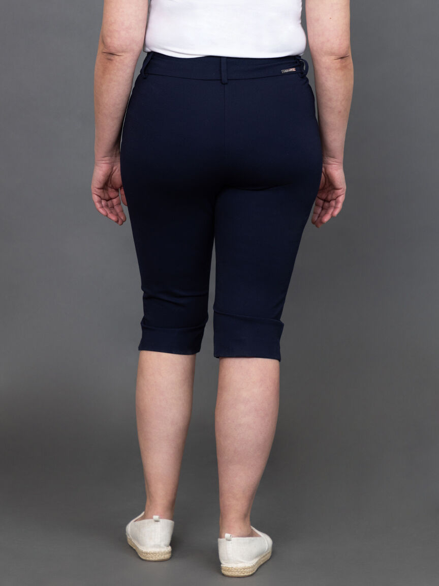 Pull On Capris Image 4