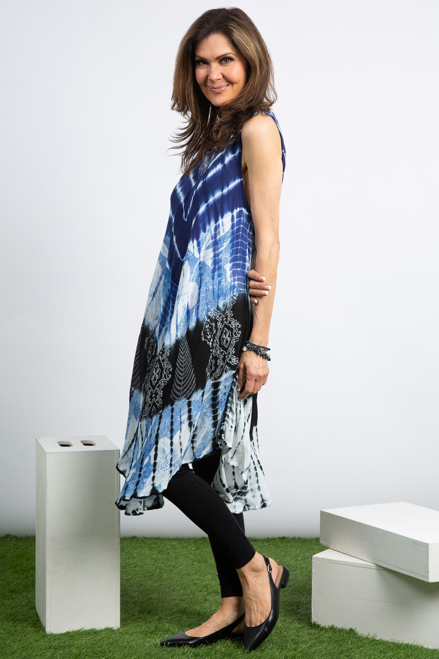 Umbrella Cut Sleeveless Dress Image 2