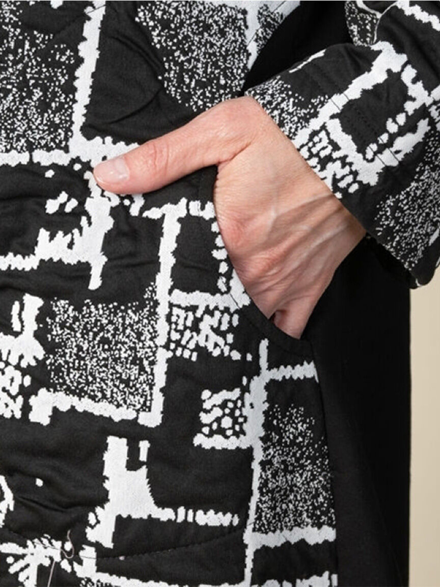 3/4 Sleeve Abstract Cardigan