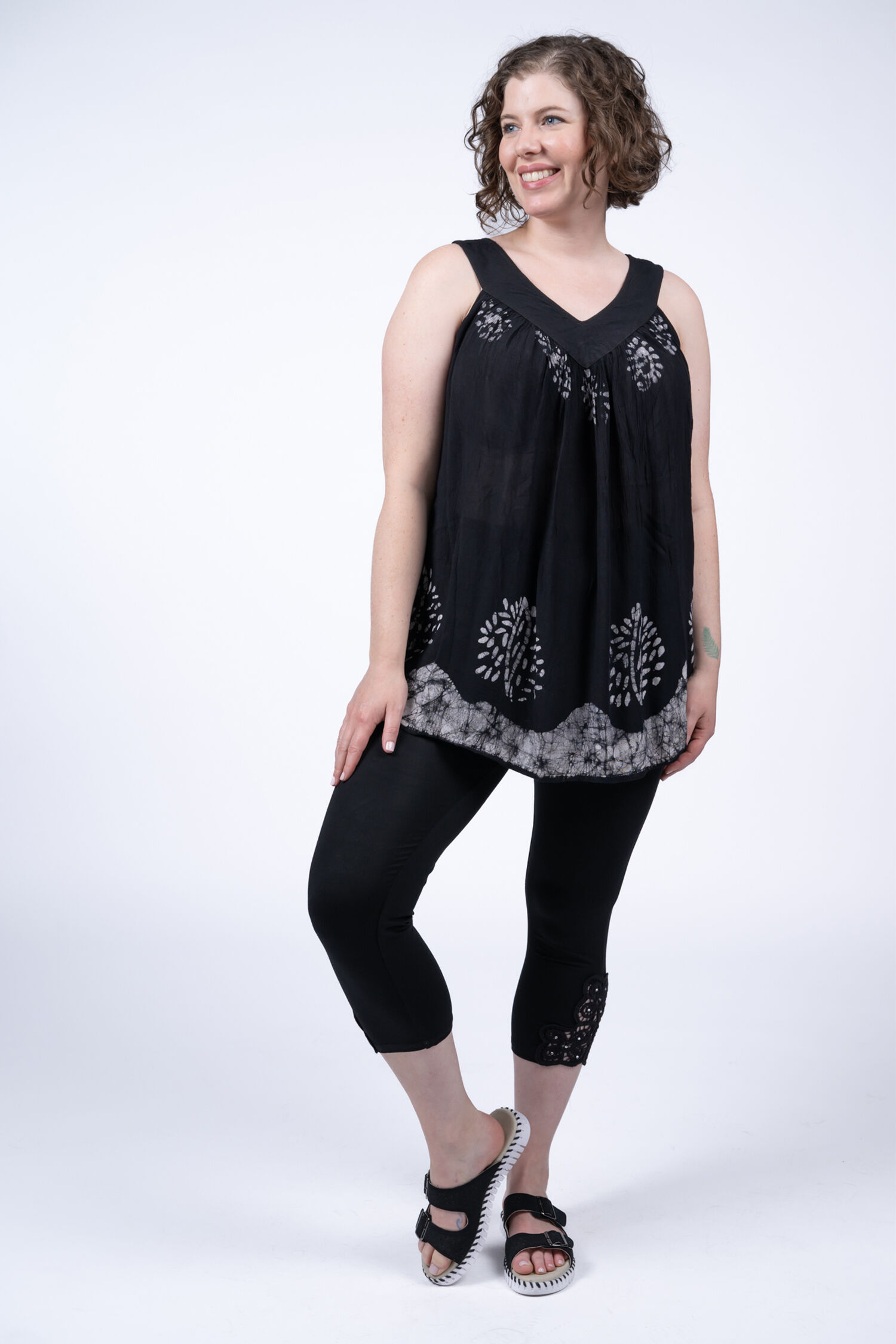 Embroidered Bamboo Leggings Image 1