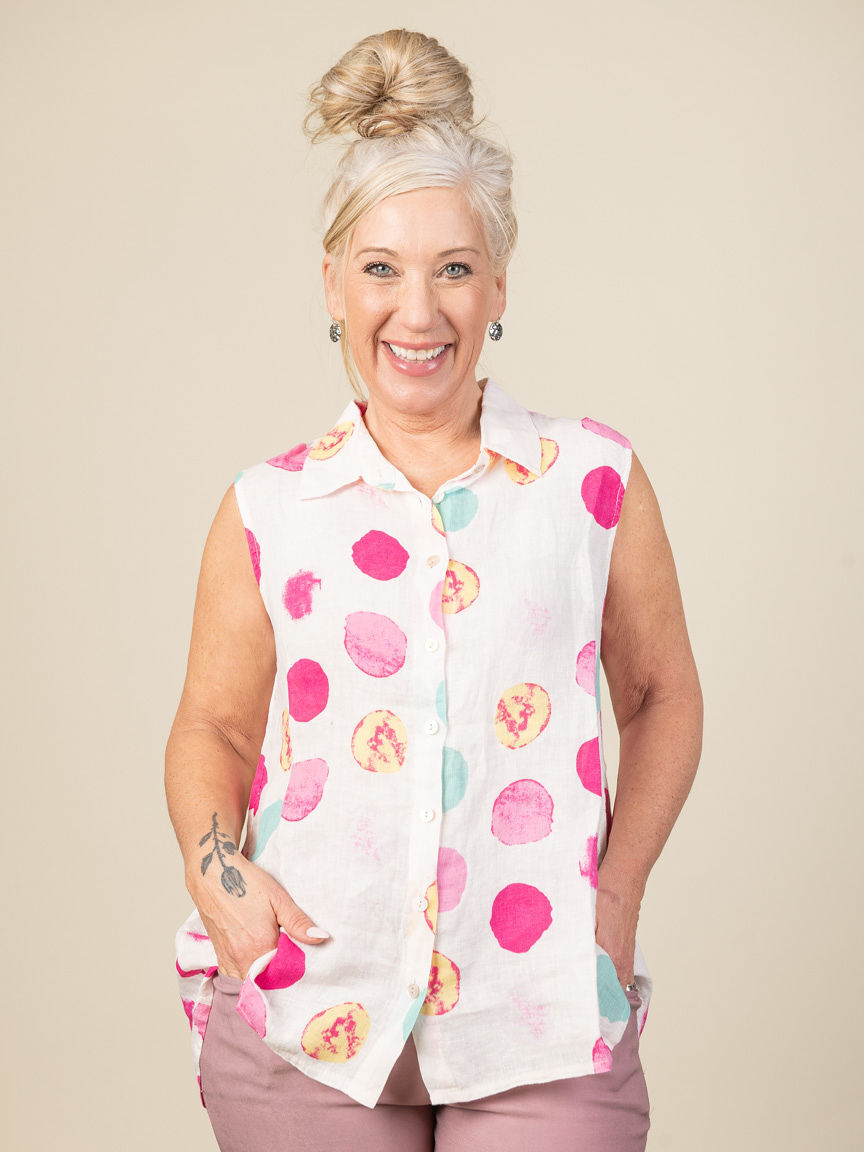 Sleeveless Button-Down Top with Flowing Circle Print Image 1
