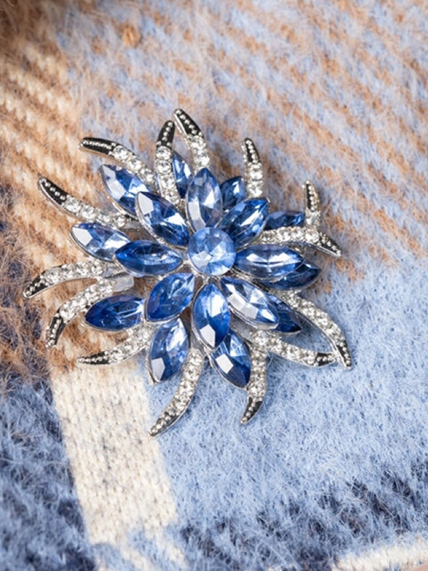 Blue Flower Pin Image 2