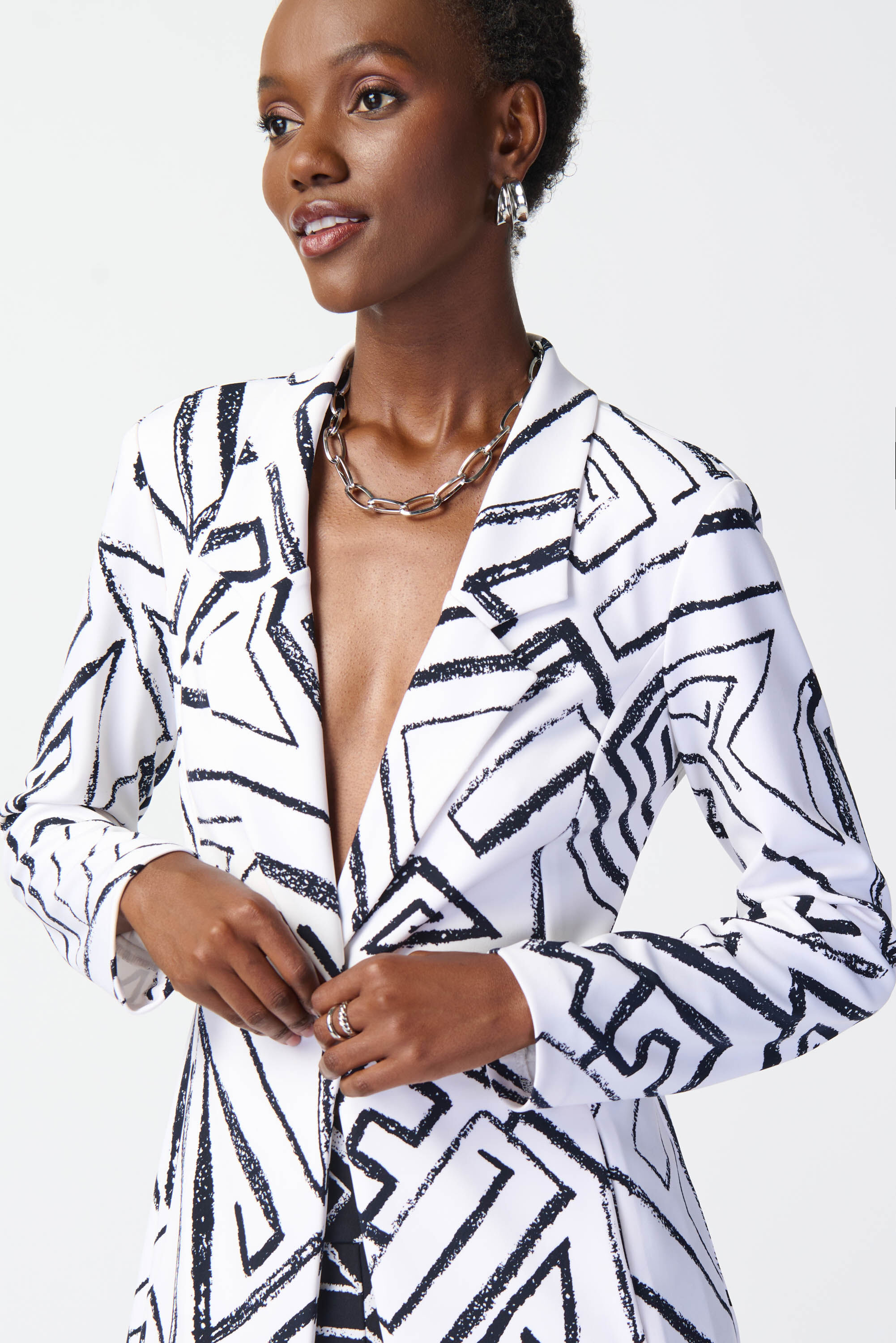 Abstract Print Silky Knit Blazer Image 3