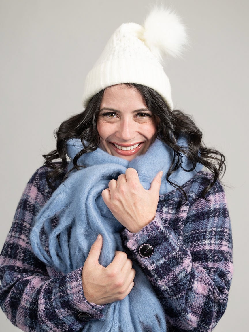 Fluffy Pom-Pom Pearl Toque