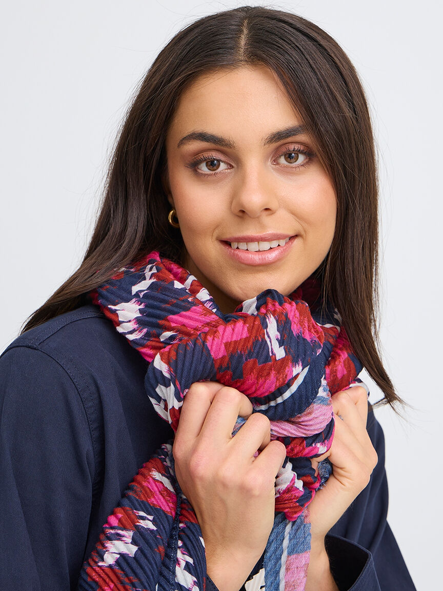 Lightweight Pleat Scarf Image 1