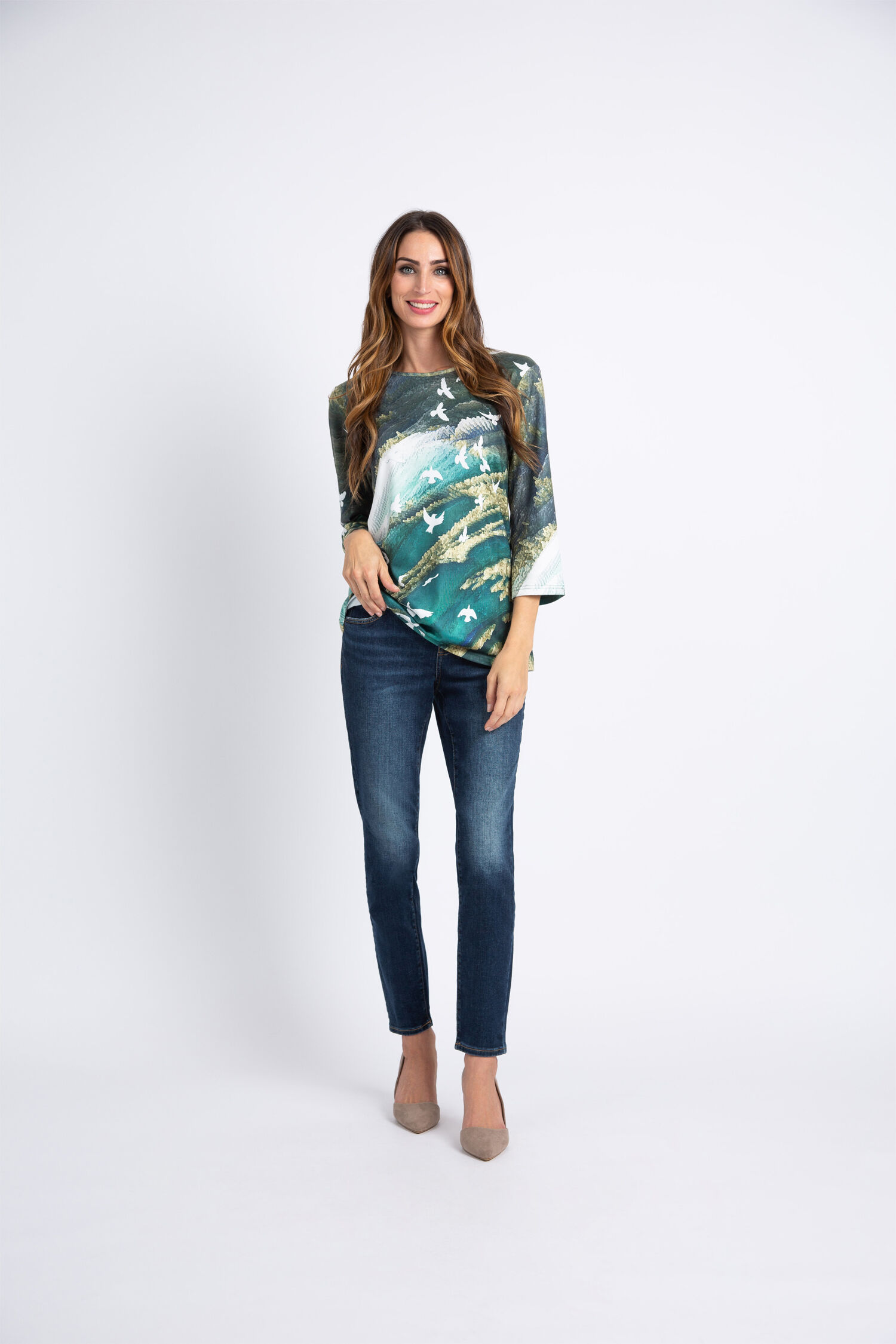 &frac34; Sleeve White Doves Top  Image 1