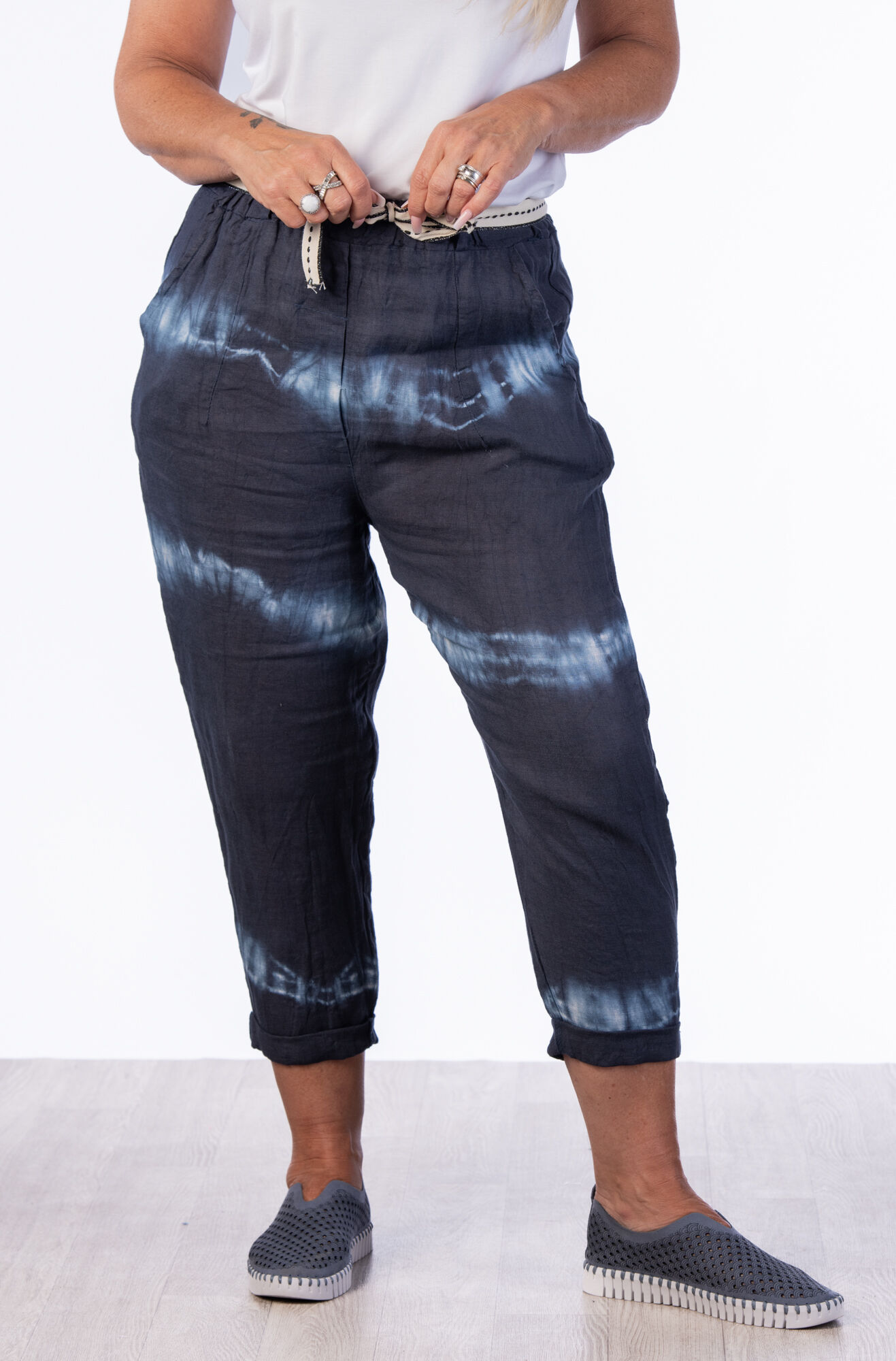 TieDye Linen-Joggers Capri Image 2
