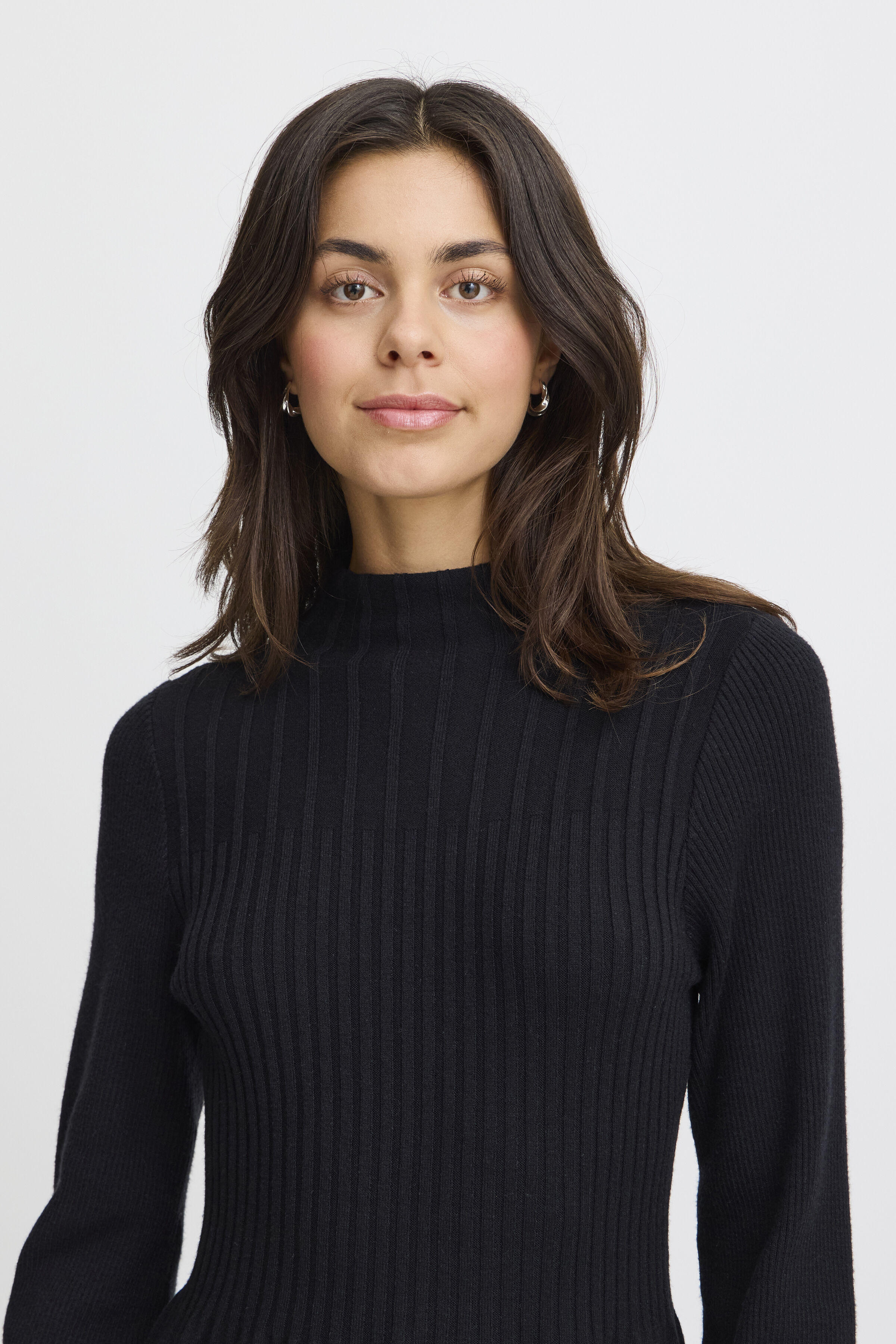 Knee Length Knit Dress Image 2