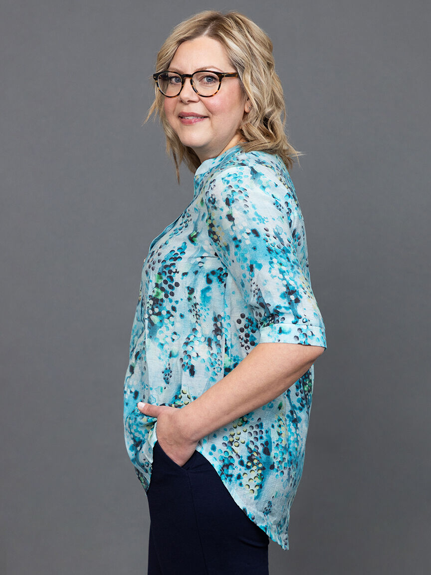 &frac34; sleeve button down turquoise patterned blouse Image 3