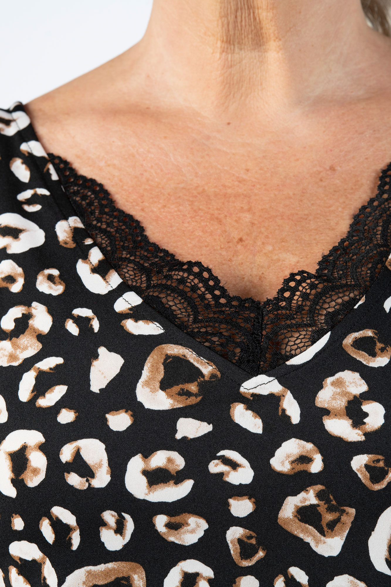 Leopard Lace Top Image 4