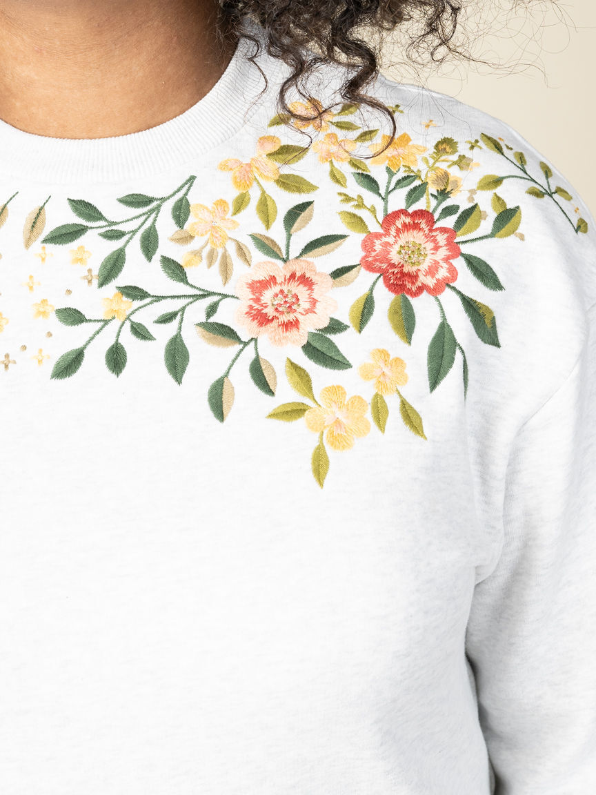 Long Sleeve Floral Embroidered Sweatshirt