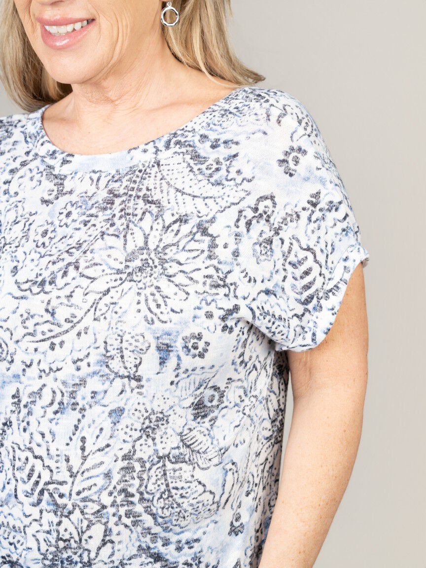 Short Sleeve Hatchi Print Top