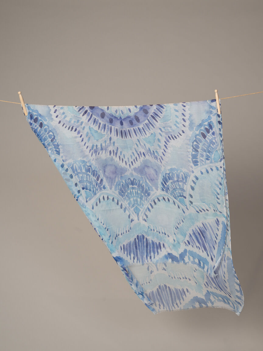 Lightweight Abstract Scarf