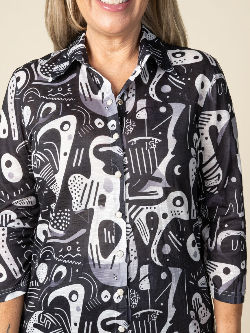 3/4 Sleeve Button Up Collared Blouse