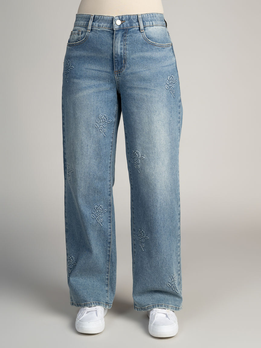 Sophia Curvy 3D Flower Straight Jean