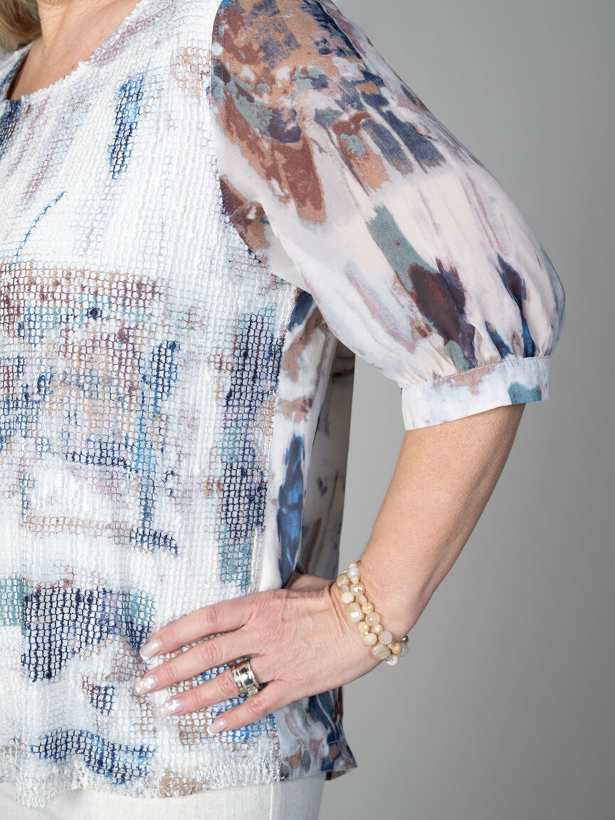 3/4 Mesh Front Blouse