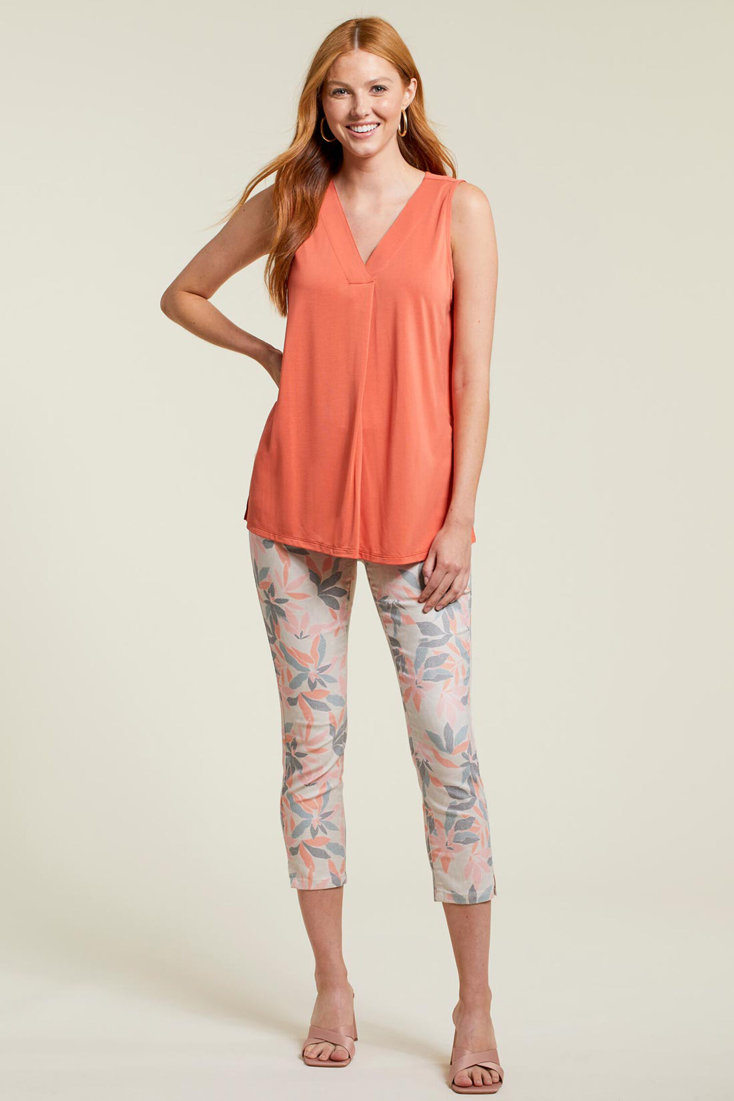 Pull-On Leaf Print Capri Image 1