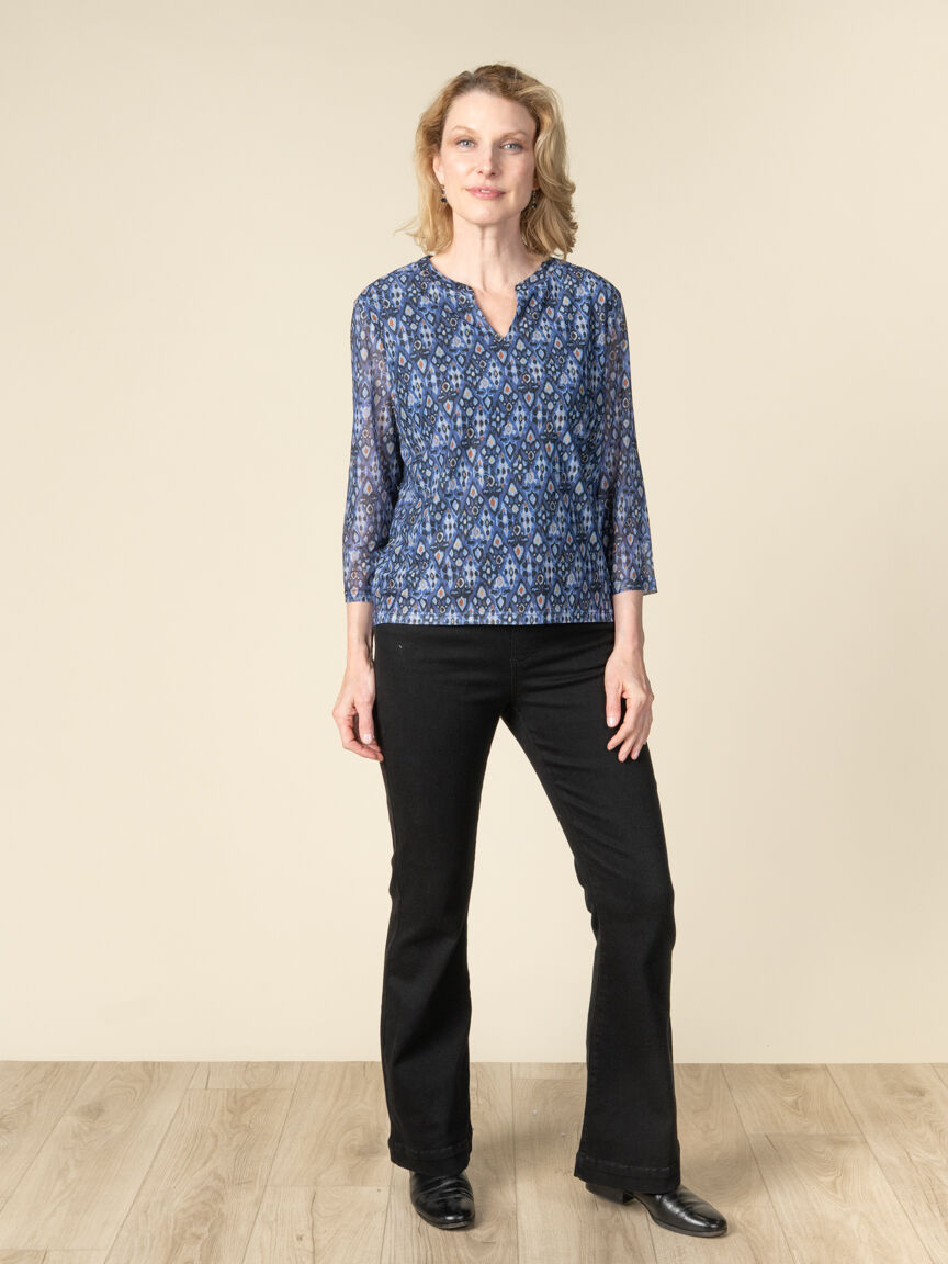 3/4 Sleeve Patterned Mesh Blouse